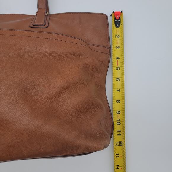 Fossil Leather Tote Bag - Picture 15 of 16